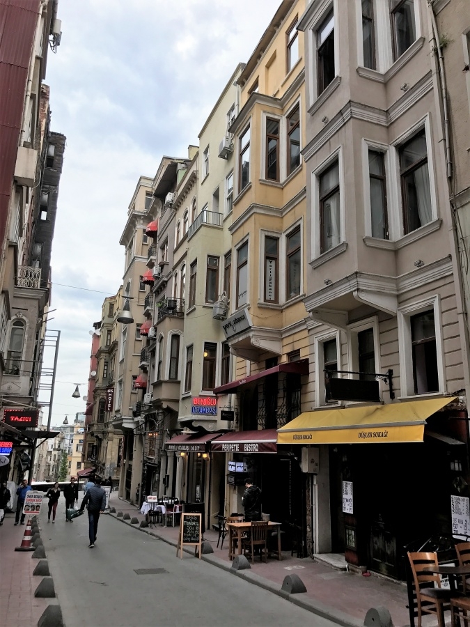 masonry apartment on bekar street @beyoglu